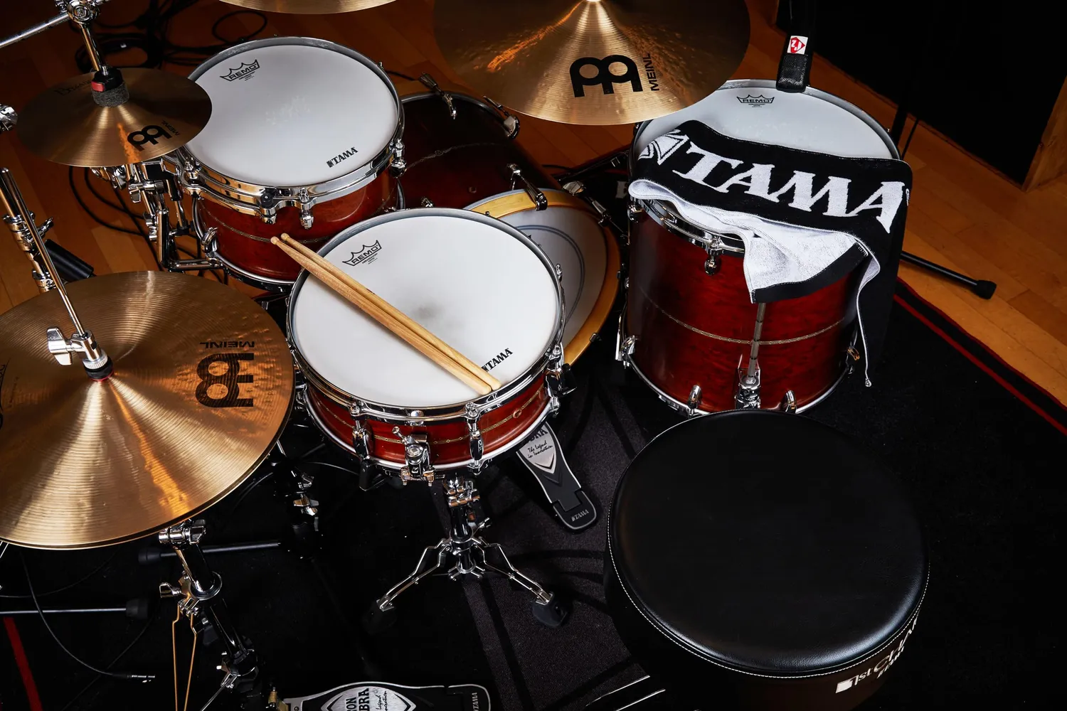 Tama TTWL001 Handtuch schwarz 110x20 cm Baumwolle